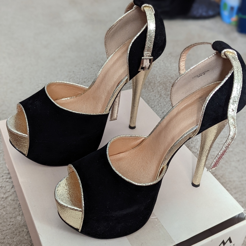 Shoedazzle Yolanda heels